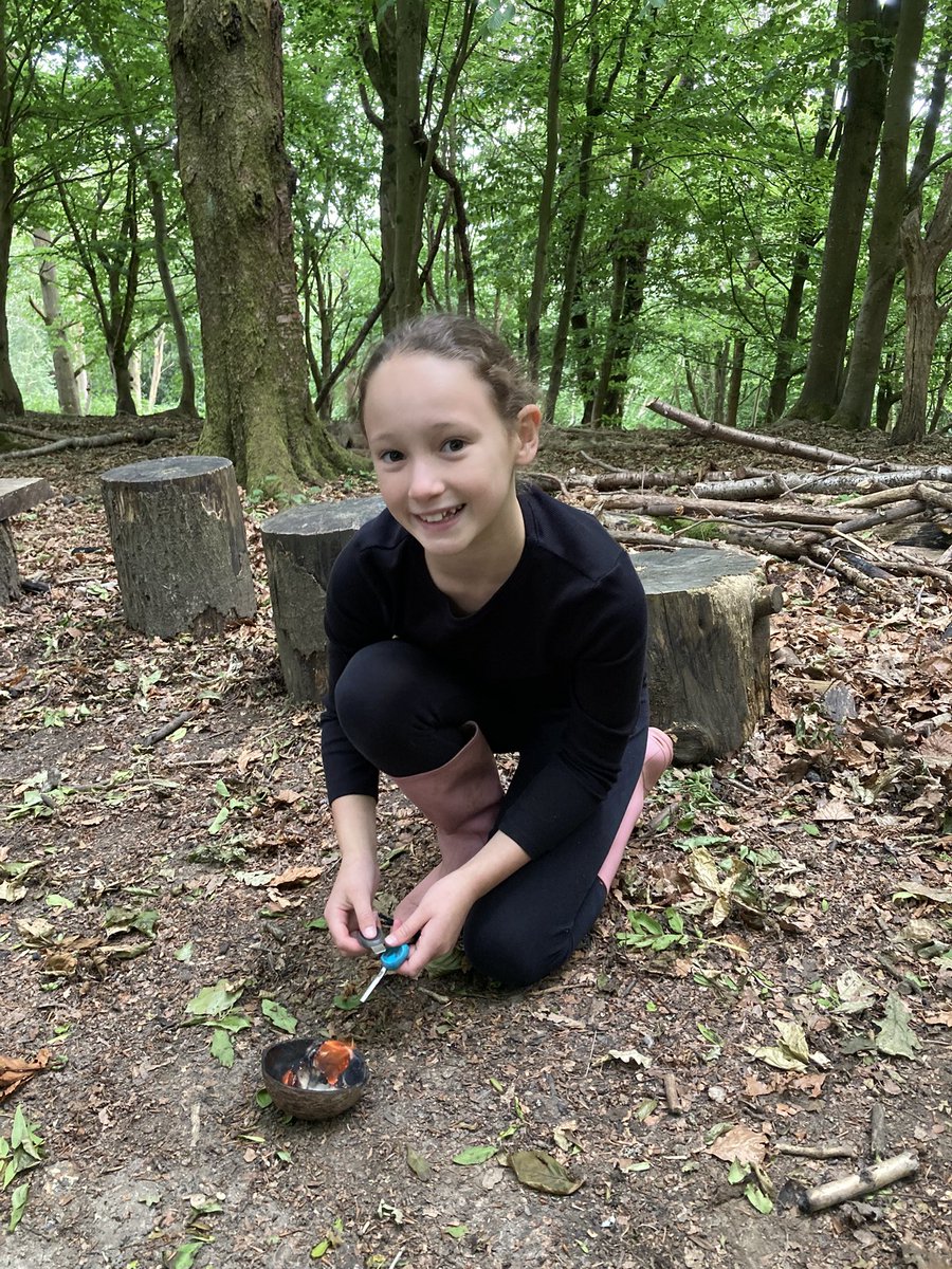 PipersForestSch's tweet image. Firelighting practice with Year 6 today 🔥 #pipersprep #firelighting