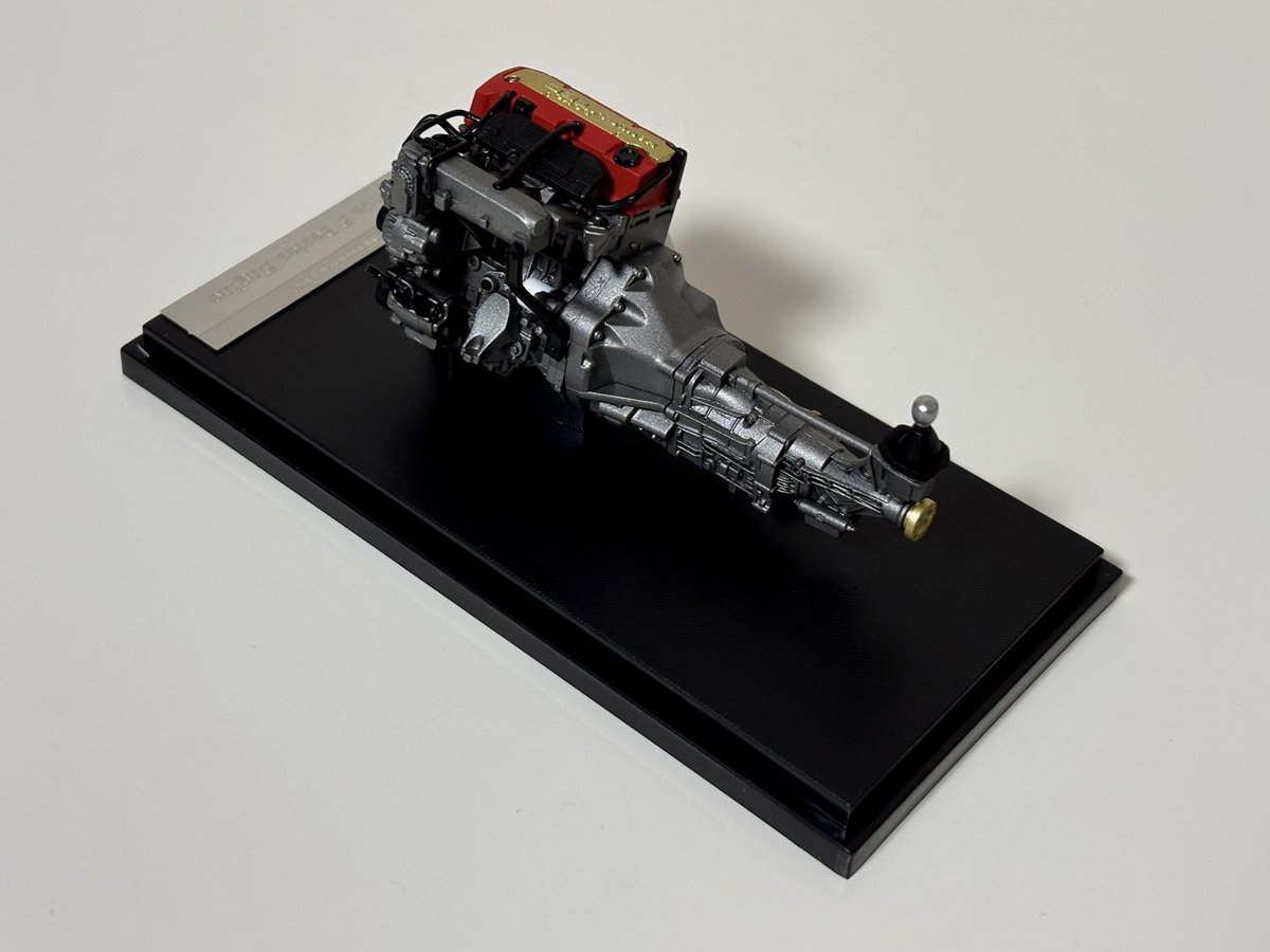 Graphite_One's tweet photo. 以前発売されたMOTORHELIXの1/18 S2000 AP2用のF22Cエンジンのミニチュアが再販されるようです
中々の再現度でしたのでAP2オーナーの方にオススメです
#AP2 #S2000 #MOTERHELIX #F22C https://t.co/XYEFzrV3Cx