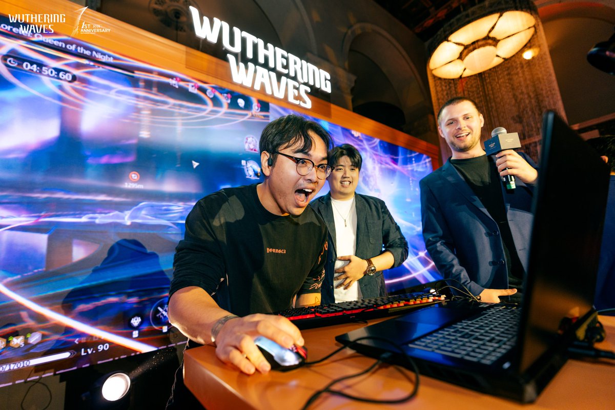 Wuthering Waves 1st Anniversary Fan Gathering Event (1/2)

Thank you to every Rover who joined us in Wuthering Waves 1st Anniversary Fan Gathering Event! We're excited to share the joy and passion with the entire community—support from each of you is what makes Wuthering Waves truly special. Let's celebrate this unforgettable milestone together!

#WutheringWaves
#WuWaAnniversary