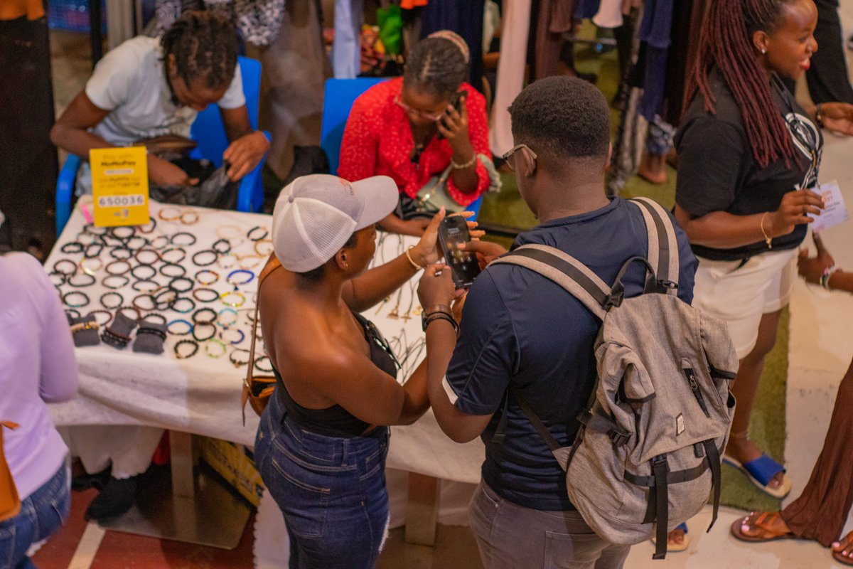 This Saturday, we move with Uganda’s finest creatives!
Tubayo Market Day
📍 MOTIV, Bugolobi
🗓️ 7th June
Official Transport Partner: SafeBoda
Order your rides, bring your vibes, and let’s support our creatives.