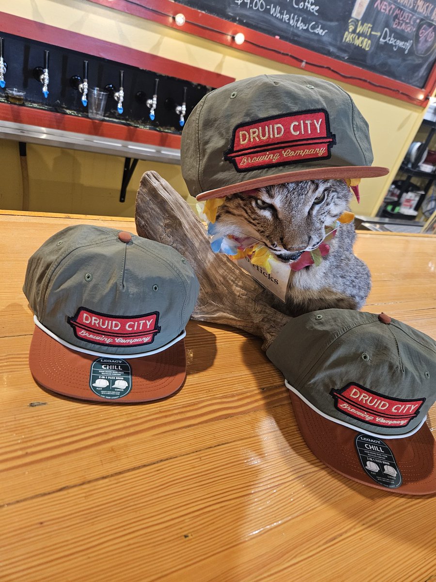 bohicks's tweet image. New hats who dis. The green and rust look sharp. We got 14 of them very limited edition, like the blue ones that swimsuit material summer hats. if you are in or know someone in town. Can only do local pick up.