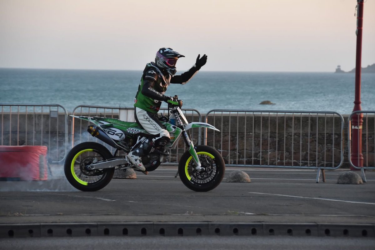 JIMF Motoring Festival 2025 🏎️🏁 

Here’s what’s revving up across the 4 day festival:
- 5th June - Rolling Roadshow 
- 6th June - Moonlight Sprints

- 7th &amp; 8th June 2025
🎪 Festival at People’s Park &amp; Lower Park
⛰️ Westmount Hill Climb
🏎️ Active Arena Finale on Sunday