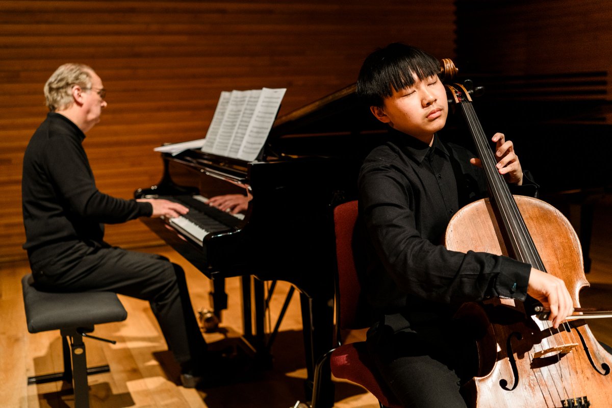 It’s #SummerShowcase week showcasing our upcoming #YMSSummerFest! 1st up #SummerSolos from 13, 15, 20, 22 June: 4 concerts of everything from #Brahms's rousing #HungarianDances to #ChenGang’s stunning Sunshine Over Tashkurgan performed by #RisingStars: menuhinhall.co.uk/whats-on/categ…