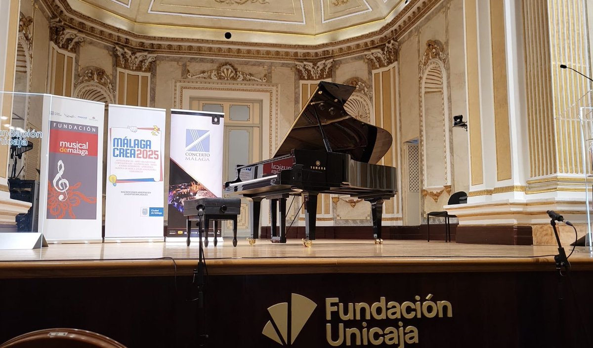 Concerto Málaga (@concertomalaga) on Twitter photo Nuestro Vicepresidente segundo, Alejandro Manzano estuvo en la final de la Muestra de Jóvenes Intérpretes MálagaCrea donde otorgamos el premio “Da Camera”, que este año quedó desierto.
-Fundación <a href="/HispaniaMusica/">Fundación Hispania Música</a> Nuestro Vicepresidente segundo, Alejandro Manzano estuvo en la final de la Muestra de Jóvenes Intérpretes MálagaCrea donde otorgamos el premio “Da Camera”, que este año quedó desierto.
-Fundación <a href="/HispaniaMusica/">Fundación Hispania Música</a>
