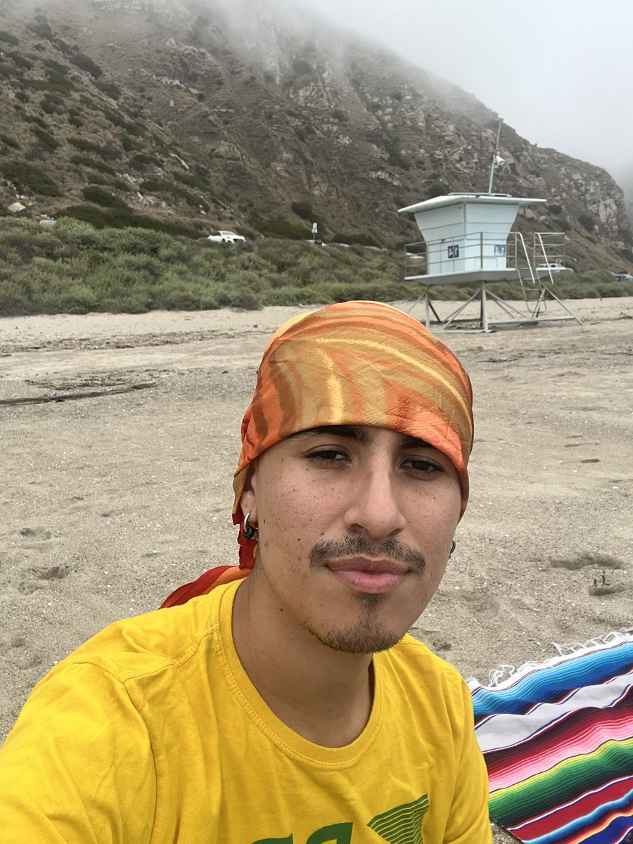 ☘︎ (@allotherforms) on Twitter photo 