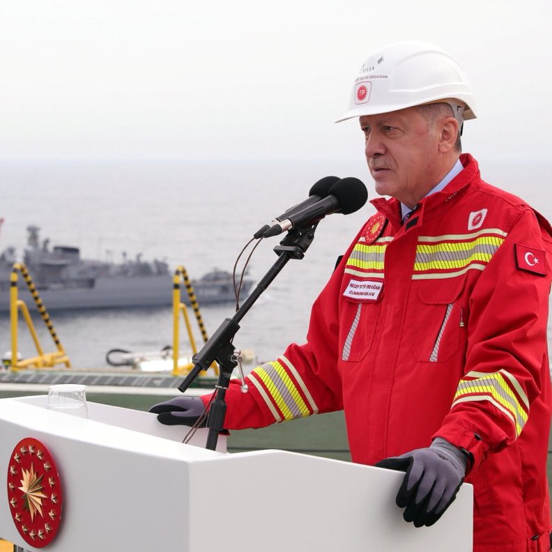 🗣️Cumhurbaşkanı Erdoğan:

“Enerjide çok yakında müjdelerimiz olacak.”