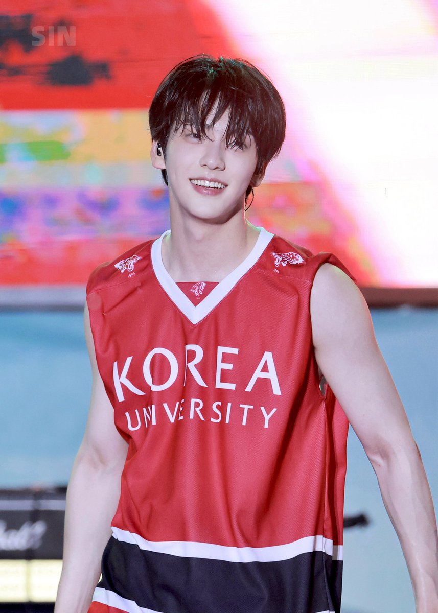 ra1sin81's tweet photo. 250521

#SOOBIN #수빈 #スビン
#txt  #TOMORROW_X_TOGETHER 
#투모로우바이투게더 https://t.co/01uQsMWfgS
