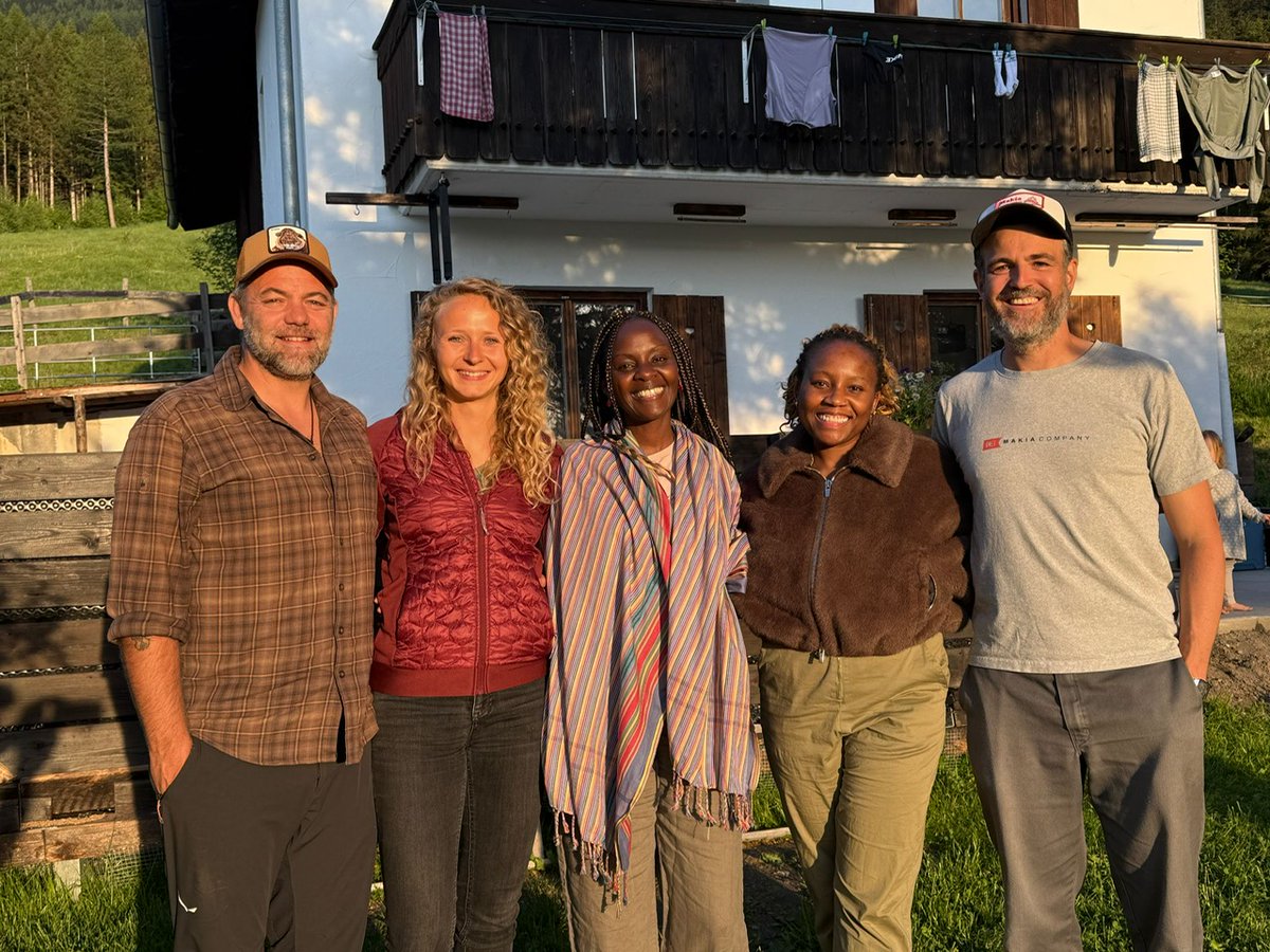 Mungi Ngomane has been in Austria working on Ubuntu documentary. Read more: lnkd.in/eMqKxAQd #ubuntu #austria