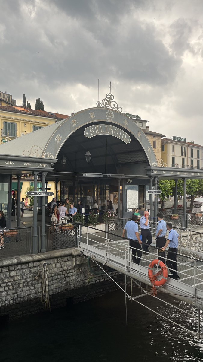 Selamlar, son birkaç yılın epey popüler noktası Bellagio için bir şeyler yazdım, ilgisi olan varsa buyursun yazıya👍

Milano / Como / Bellagio 🇮🇹✈️

Milano seyahati yapanların büyük çoğunluğunun Como Gölü’ne gittiğini, Como Gölü’ne gidenlerin de mutlaka göreyim dediği popüler bir