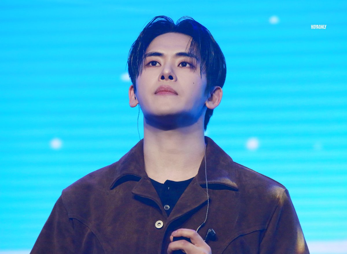 250510 이호원 팬미팅  
에이~또~~~♡ 잘 생겼어 🥹 보고싶어
#이호원 #호야 #HOYA #MBITIOUS 
 #ホヤ #イ・ホウォン #leehowon