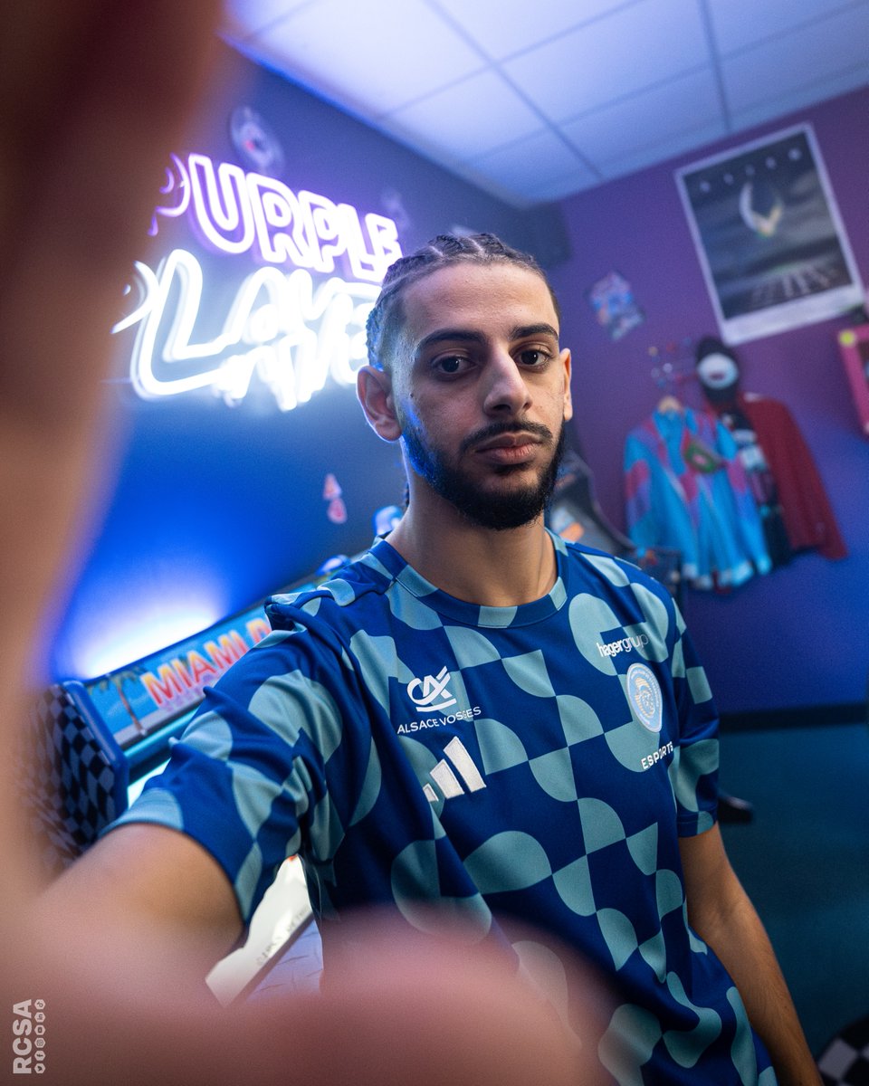 RCSA esports (@rcsa_esports) on Twitter photo 📊 Le bilan de la saison de <a href="/xCochise_93/">RCSA MvLiK93</a> !
🎮 15 matchs de <a href="/_eLigue1/">eLigue 1 McDonald’s</a>
✅ 8 victoires
❌ 7 défaites
⚽️ 3,3 buts marqués par match en moyenne
Une belle saison pour notre rookie ! 💪
⇢ #eLigue1Mcdonalds 📊 Le bilan de la saison de <a href="/xCochise_93/">RCSA MvLiK93</a> !
🎮 15 matchs de <a href="/_eLigue1/">eLigue 1 McDonald’s</a>
✅ 8 victoires
❌ 7 défaites
⚽️ 3,3 buts marqués par match en moyenne
Une belle saison pour notre rookie ! 💪
⇢ #eLigue1Mcdonalds