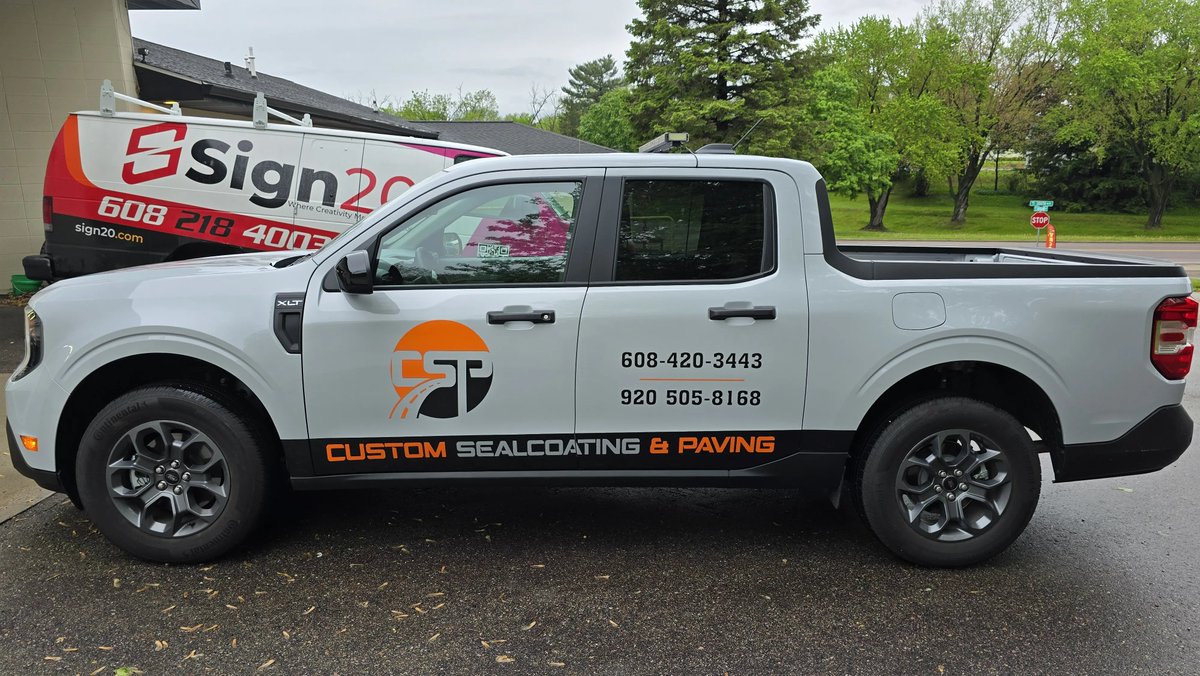 sign20llc's tweet image. Transform your vehicle with a custom wrap! We've done partial wraps for cars, trucks, trailers &amp;amp; even semis—and we’re eager for more. Whether partial or full, we serve all of Central Wisconsin! #VehicleWraps #TruckWraps #CustomDesign #FleetBranding #WisconsinWraps