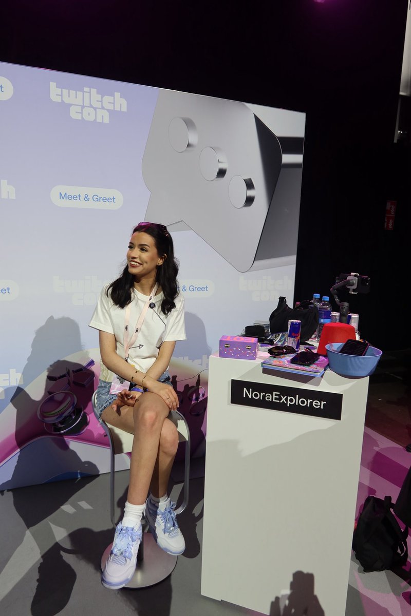 Yesterday, a feverdream 🧸🎀🥹❤️❤️❤️❤️❤️❤️❤️