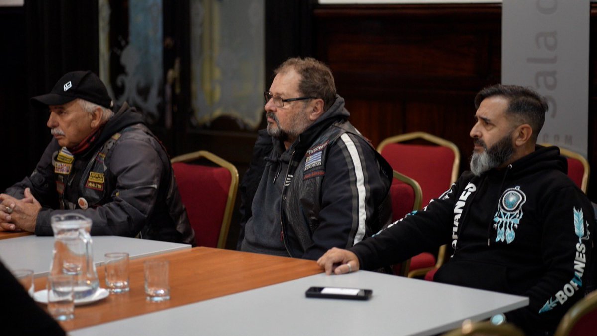Autoridades del Ministerio del Interior se reunieron con representantes de un colectivo de motociclistas, en el marco del estudio de medidas para fiscalizar, controlar y disuadir la circulación irregular de motocicletas.

El encuentro tuvo como objetivo brindar información de