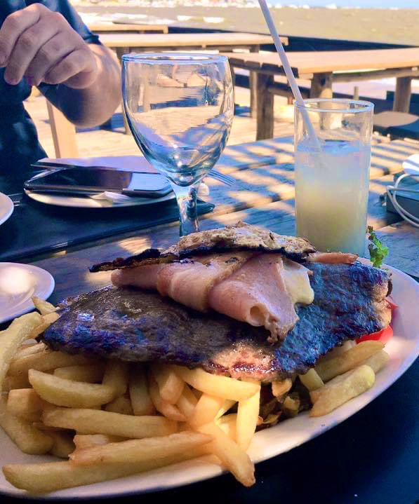 ZacharyJeans's tweet image. The seasons in Uruguay 🇺🇾 are flipped from ours in the Northern Hemisphere. So even though I’d been standing in snowshoes in Utah a couple weeks earlier I was in flip flops in the Summer sun. @Salesforce #PuntaDreamin