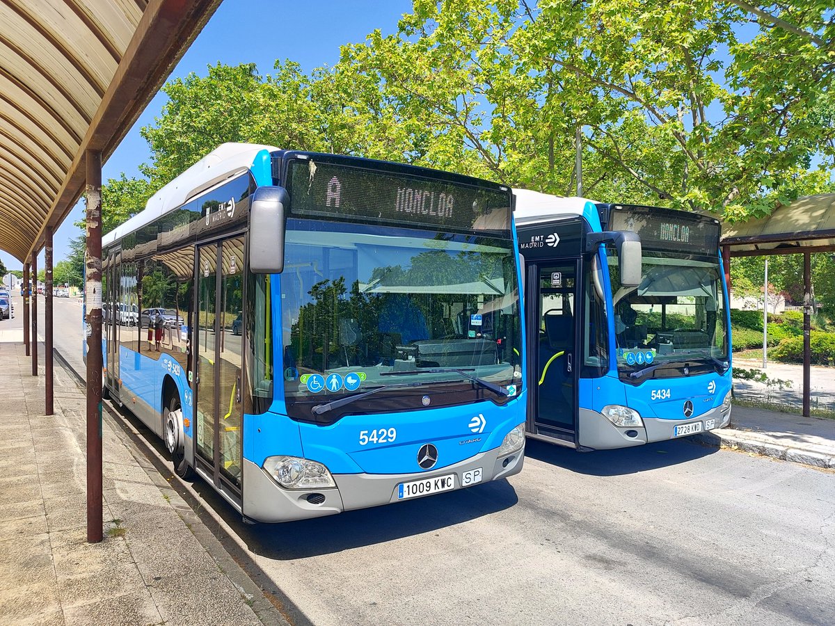 Línea 🅰️ es una línea universitaria que une Moncloa y el Campus de Somosaguas de la Universidad Complutense de Madrid
Operada con Mercedes <a href="/Evobus_spain/">EvoBus</a> Citaro