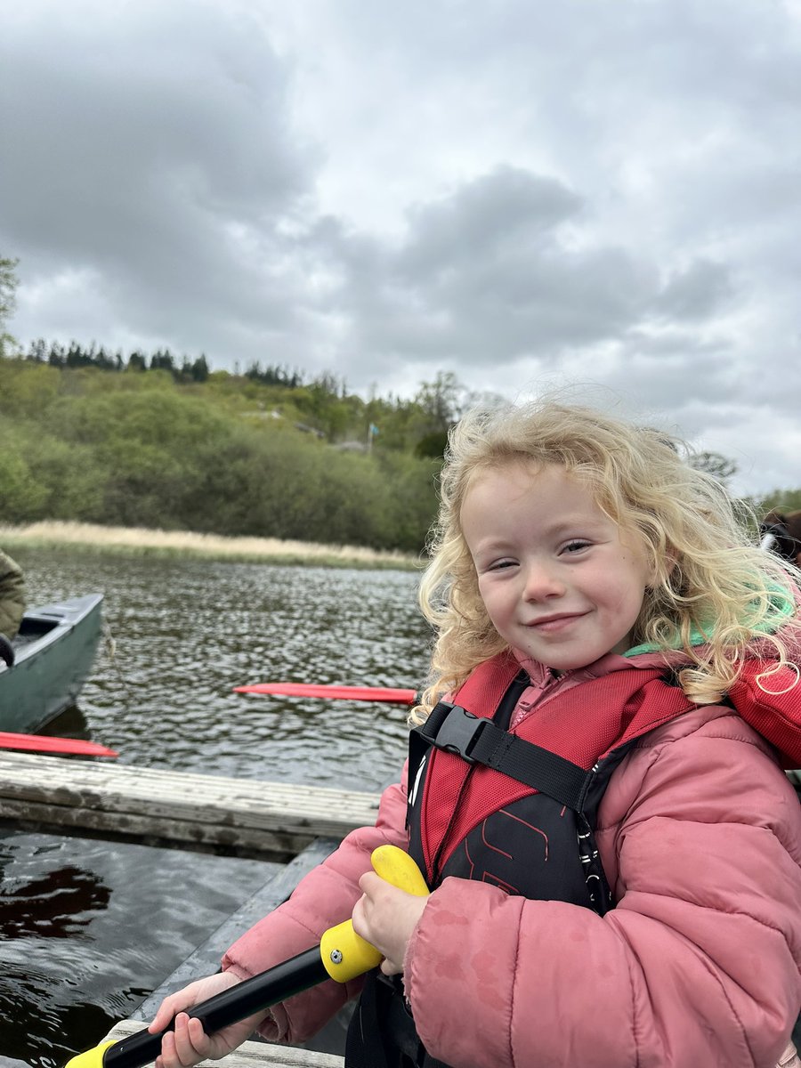 🎉 Antur i'r teulu gyfan ar Lyn Tegid! 

O chwarae yn y dŵr i bicnic ar y traeth – mae digon o hwyl i bawb! 🧺🛶

Mae'r Haf yn galw ☀️ Cynlluniwch eich ymweliad nesaf yma 👉️ visitsnowdonia.info/cy/antur-ir-te…
 
#croesoeryri #croesocymru #eryri #cymru #teimlarhwyl #hwylyneryriaphenllŷn