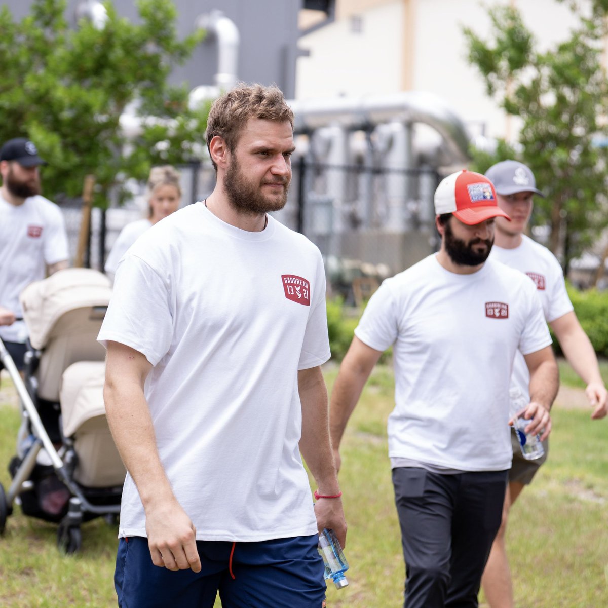 NHLPA (@nhlpa) on Twitter photo Players, including the Tkachuks joined by the <a href="/FlaPanthers/">x - Florida Panthers</a> organization along with thousands of virtual participants – all took part the in the <a href="/Gaudreau5K/">Gaudreau Family 5K</a> this past weekend ♥️🌈
📸: <a href="/FlaPanthers/">x - Florida Panthers</a> Players, including the Tkachuks joined by the <a href="/FlaPanthers/">x - Florida Panthers</a> organization along with thousands of virtual participants – all took part the in the <a href="/Gaudreau5K/">Gaudreau Family 5K</a> this past weekend ♥️🌈
📸: <a href="/FlaPanthers/">x - Florida Panthers</a>