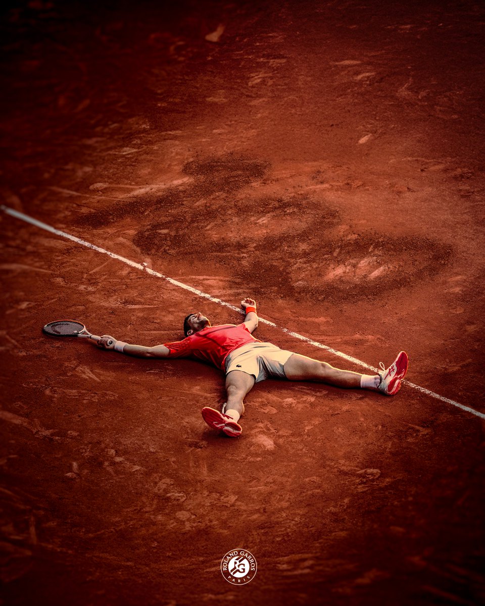 New (legendary) level unlocked 🔓

#RolandGarros <a href="/DjokerNole/">Novak Djokovic</a>