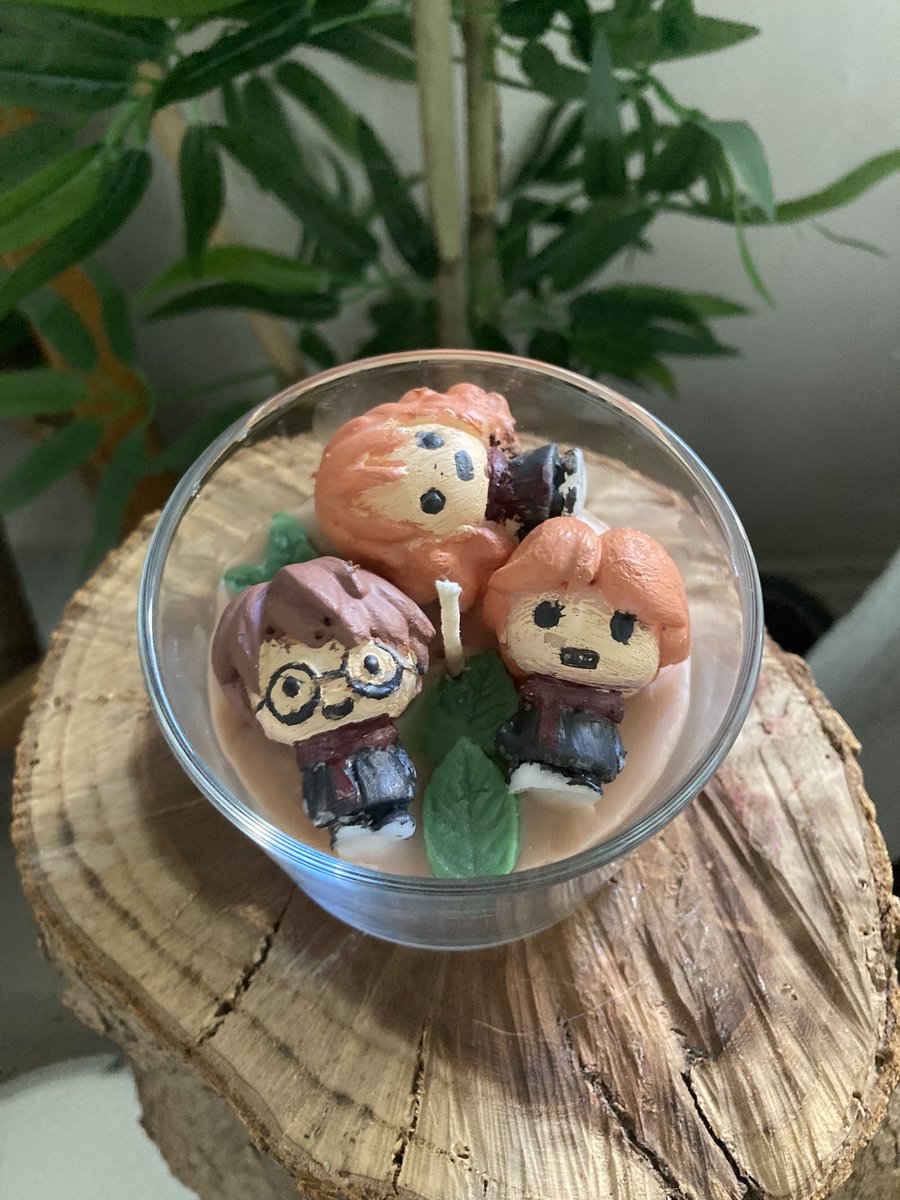 Harry Potter severler burada mı 🪄🧙‍♂️
Bu muma bayılacaksınız 🤍

shopier.com/ShowProductNew…

#HarryPotter #candle 
#handmadecandles #Ron 
#harmonie #sihirlidünya
 #انقاذ_النصر_يالصندوق #SB19 #Sialkot #PrideMonth