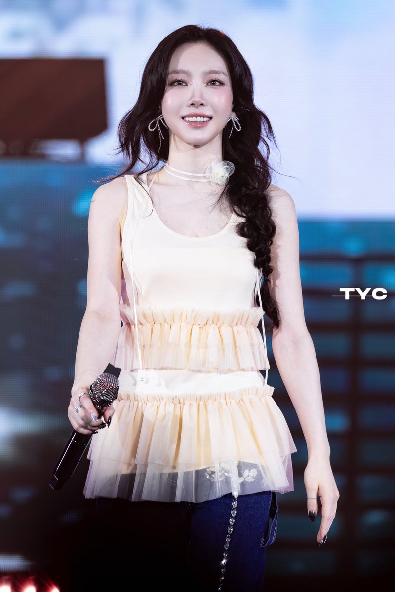 TYC_____'s tweet image. 250601 The TENSE

#태연 #TAEYEON
#TAEYEON_TheTENSE
#TAEYEON_TheTENSE_in_BANGKOK