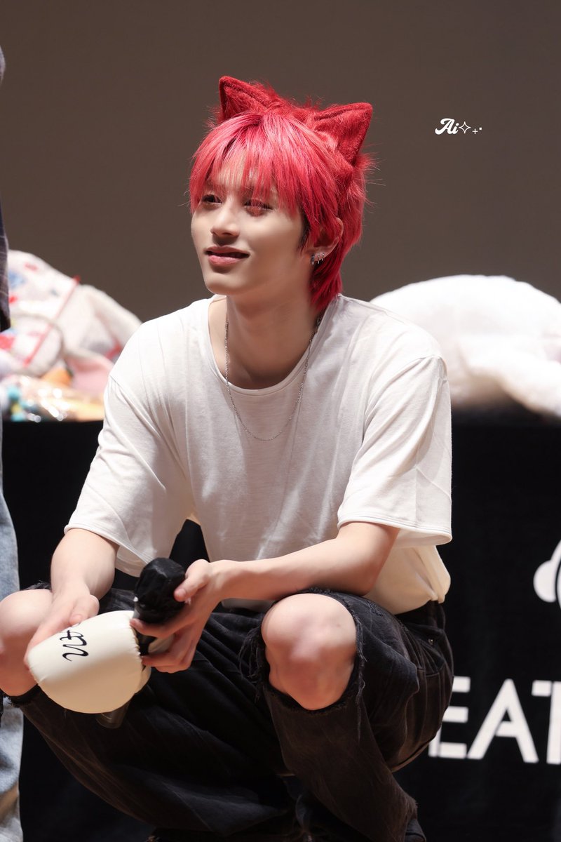 250602 

빨간여우 ˆ ̳◝ ·̫ ◜ ̳ˆ❤️

#태산 #TAESAN #보이넥스트도어 #BOYNEXTDOOR