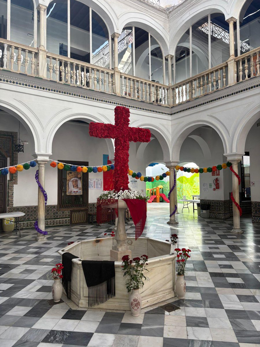 HdadPanaderos's tweet photo. JUVENTUD | CRUZ DE MAYO 2025

El pasado viernes disfrutamos de una magnífica jornada de convivencia en la Cruz de Mayo organizada por nuestra Hermandad.

🙌 Muchas gracias a todos los que habéis colaborado en esta actividad. https://t.co/G8QwFPrFDi