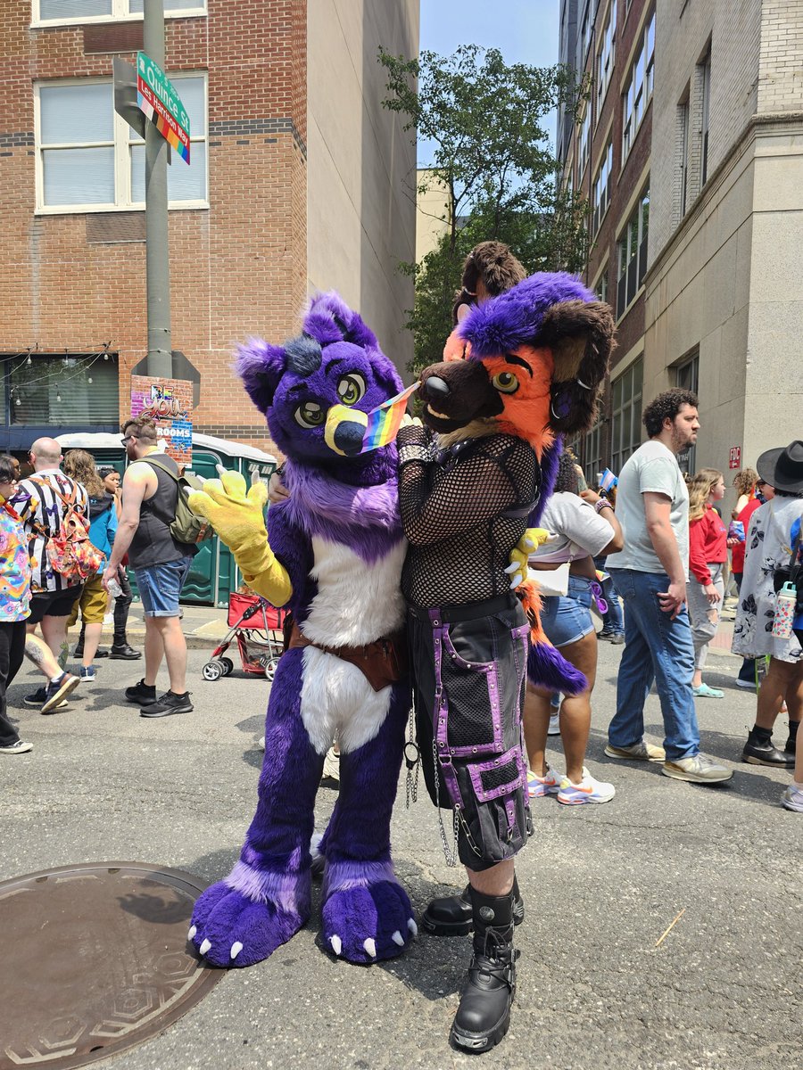 Happy Pride! 🏳️‍🌈 
<a href="/JayTheGryphon/">Jay The Gryphon</a>