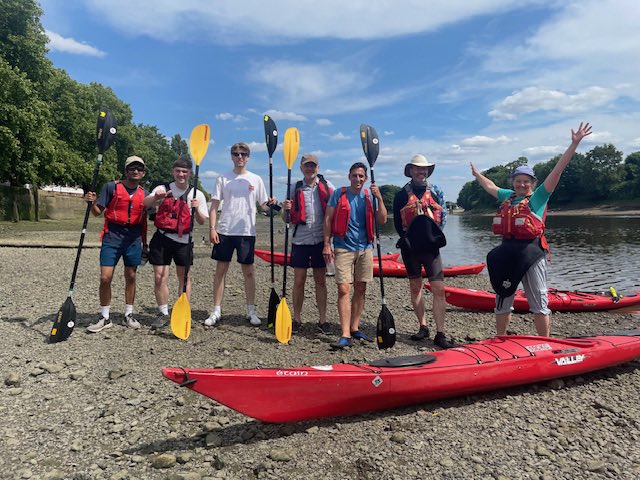 Chelsea Kayak Club tweet media