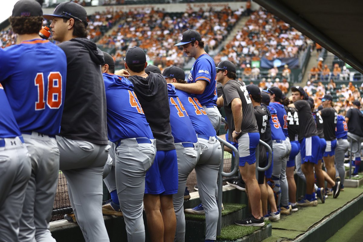 A brotherhood like no other. #DawgsUp