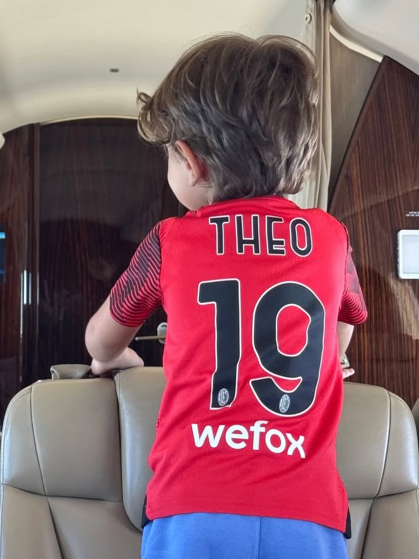 🚨🚨🚨🚨🚨🚨🚨🚨🚨🚨🚨🚨🚨🚨|

صديقة ثيو هيرنانديز وزوجة ثيو هيرنانديز بطائرة خاصة قبل قليل 

🔵🔵🔵🔵🔵🔵🔵🔵🔵🔵🔵🔵🔵🔵
👀👀👀👀👀👀👀👀👀👀👀👀👀👀