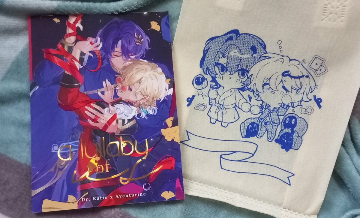 Eris Montelli (@eris_markov) on Twitter photo Doujin ratiorine dari <a href="/_ririku__/">Ririku | Hoyofest ID #10</a>
Doujin kedua yang kubeli dan wow- covernya cantik. Banget. Upgrade nya lumayan dari cover doujin pertama, yang ini ada gold foilnya 😍
Tapi kenapa kadar angstnya juga upgrade ya? 😭😭😭 Doujin ratiorine dari <a href="/_ririku__/">Ririku | Hoyofest ID #10</a>
Doujin kedua yang kubeli dan wow- covernya cantik. Banget. Upgrade nya lumayan dari cover doujin pertama, yang ini ada gold foilnya 😍
Tapi kenapa kadar angstnya juga upgrade ya? 😭😭😭