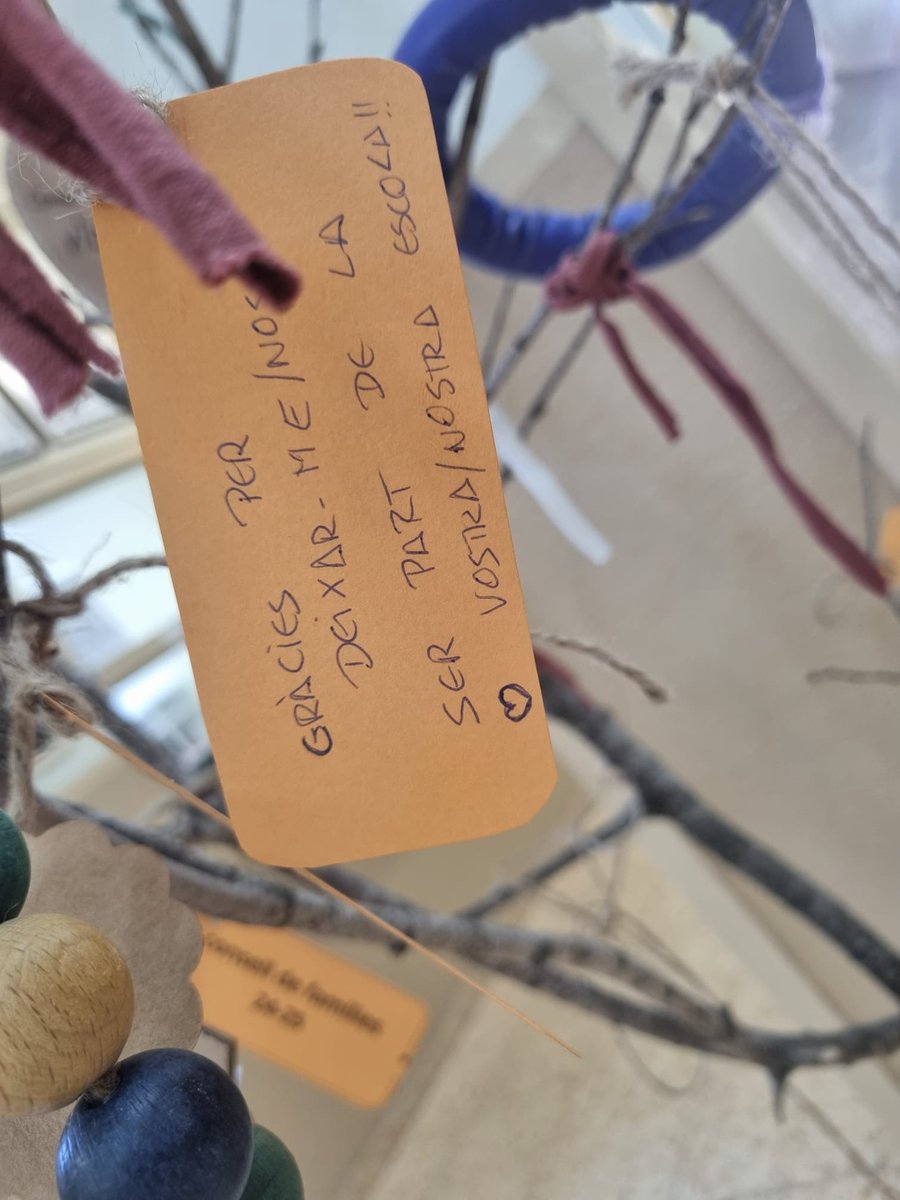 Escola Soriano-Montagut (@escolasoriano) on Twitter photo Últim Consell de famílies d’aquest curs! 🧑🧑🧒🧒Moment de trobada, compartir experiències i reflexions per seguir caminants junts! <a href="/aliancesmagnet/">Aliances Magnet</a> Últim Consell de famílies d’aquest curs! 🧑🧑🧒🧒Moment de trobada, compartir experiències i reflexions per seguir caminants junts! <a href="/aliancesmagnet/">Aliances Magnet</a>
