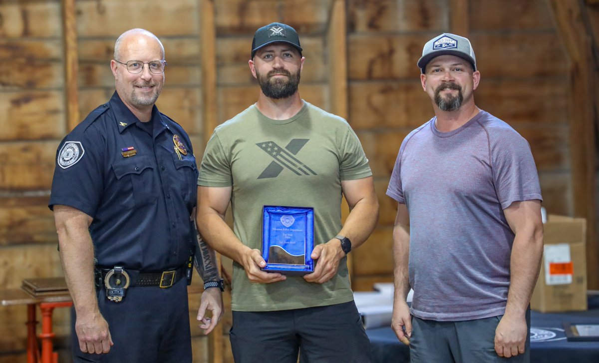 Congrats to Sergeant Abell for receiving the Top Shot Award! With a perfect score of 100% in annual pistol qualifications, Sgt. Abell secured the top score, evaluated by our firearms instructor. Well deserved!