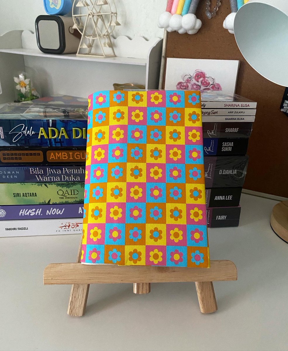 Mana ada beli apa-apa dekat PBAKL 2025. Tengok-tengok je 👀