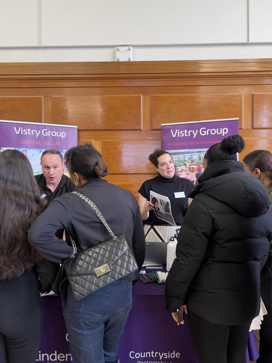 💪Women breaking barriers in construction!

Lambeth Town Hall proudly hosted Careers for Women in Construction — a powerful event inspiring change.

🗣️“It’s been an absolute wonderful event.” – Vistry
#WomenInConstruction #Lambeth #Inclusion #ConstructionCareers