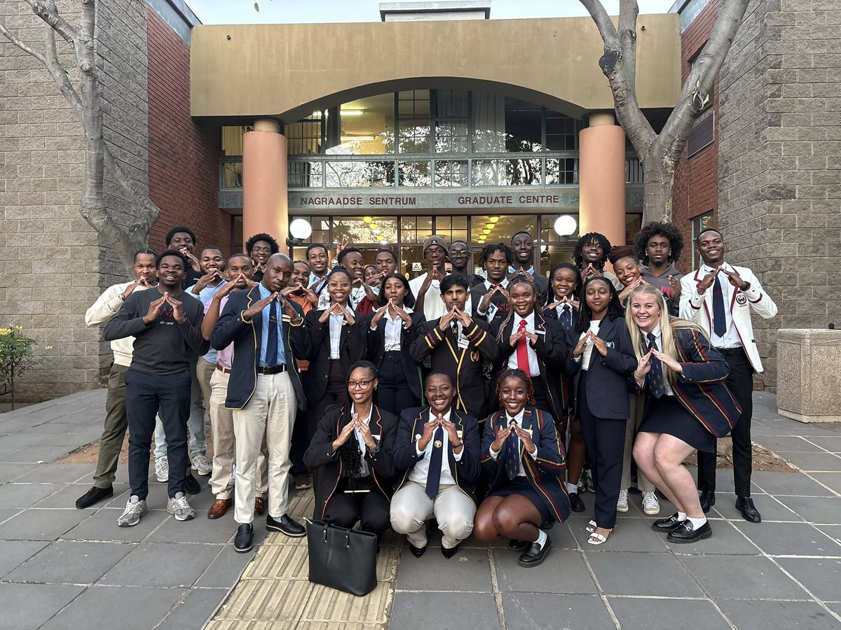 TheEnochO's tweet photo. Spent the last 2 weeks in South Africa for the Oprah Winfrey South Africa Leadership Program 🇿🇦✈️. I’m coming home carrying Mandela’s reminder that dignity, dialogue, and disciplined hope are non-negotiables. https://t.co/lvWqGUX3g8