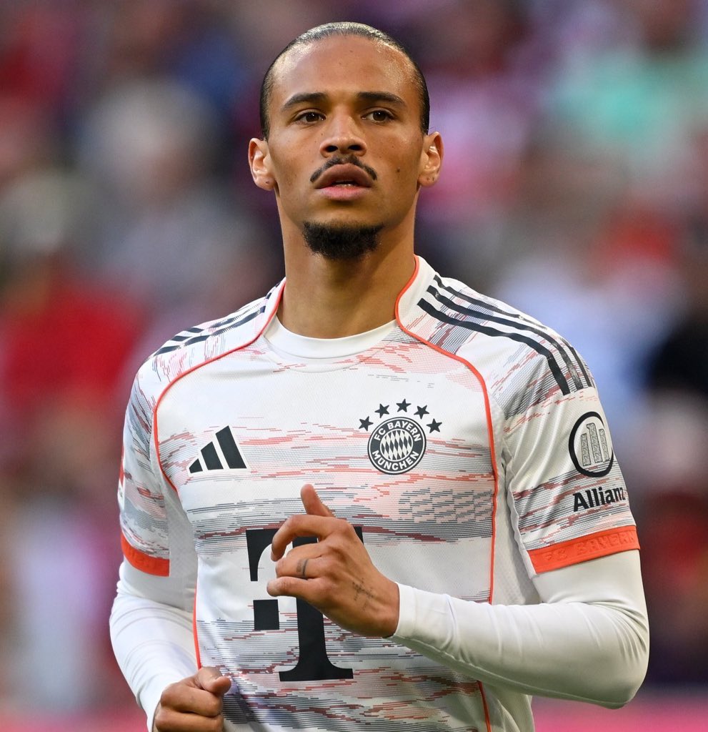 🚨 It appears that Leroy Sane’s chances of signing a new contract at Bayern Munich are slim &amp; Arsenal have now taken ‘concrete steps’ in signing the player. Sane wants to stay close to his family &amp; therefore, a move to London appeals to him. [<a href="/cfbayern/">Christian Falk</a>]