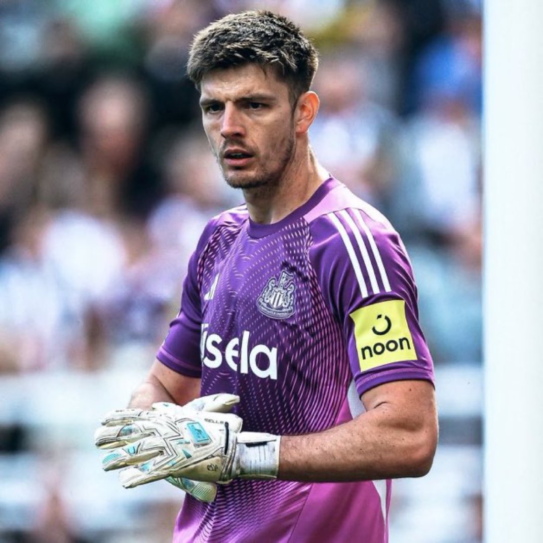 Nick Pope would be a fantastic signing. 👏 

#LUFC