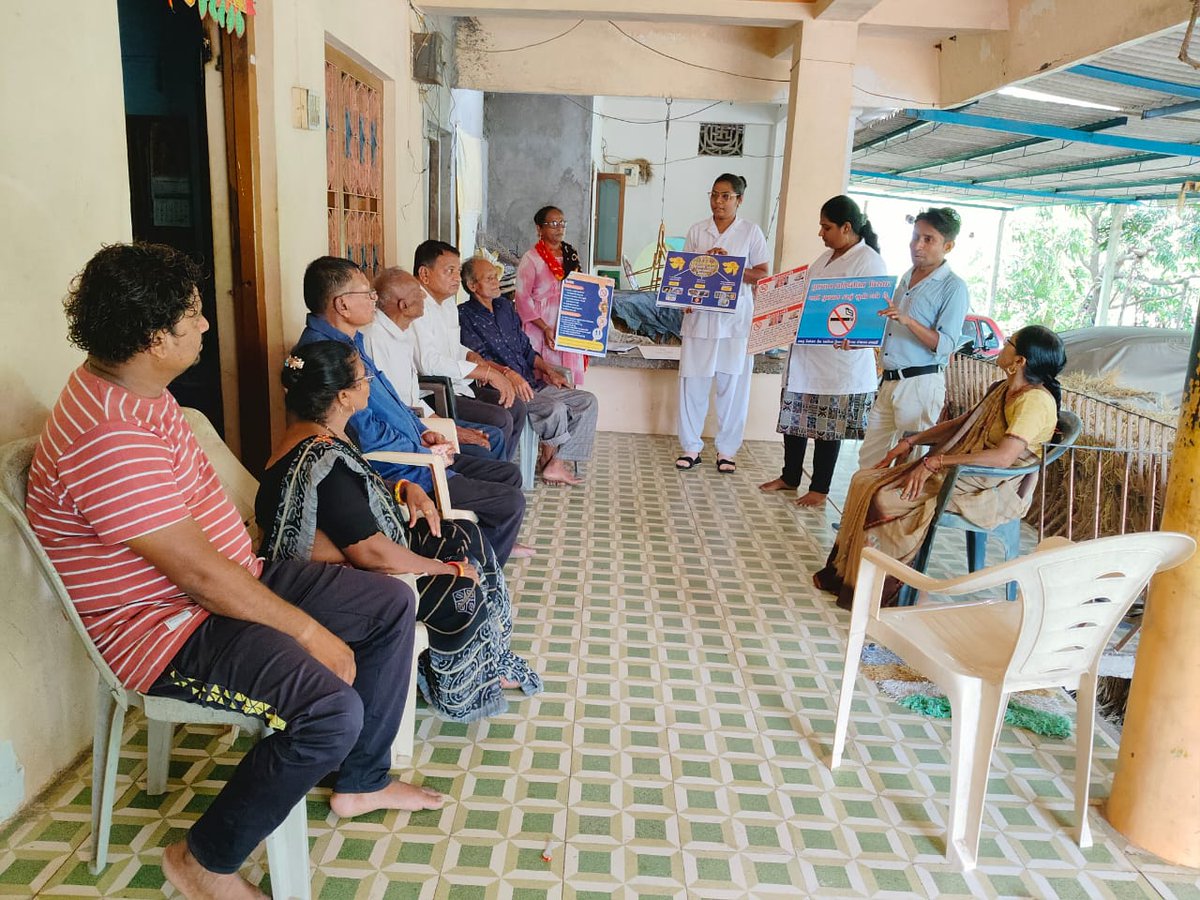 “વિશ્વ તમાકુ નિષેધ દિવસ” નિમિત્તે નવસારી જિલ્લા આરોગ્ય વિભાગના પ્રા.આ.કે. ઘેજ  દ્વારા  તમાકુયુક્ત પ્રોડક્ટના સેવનથી સ્વાસ્થ્યને થતા નુકસાન અંગે લોકોને માહિતી આપવામાં આવી. #WorldNoTobaccoDay #UnmaskingTheAppeal #QuitSmoking #HealthyLiving