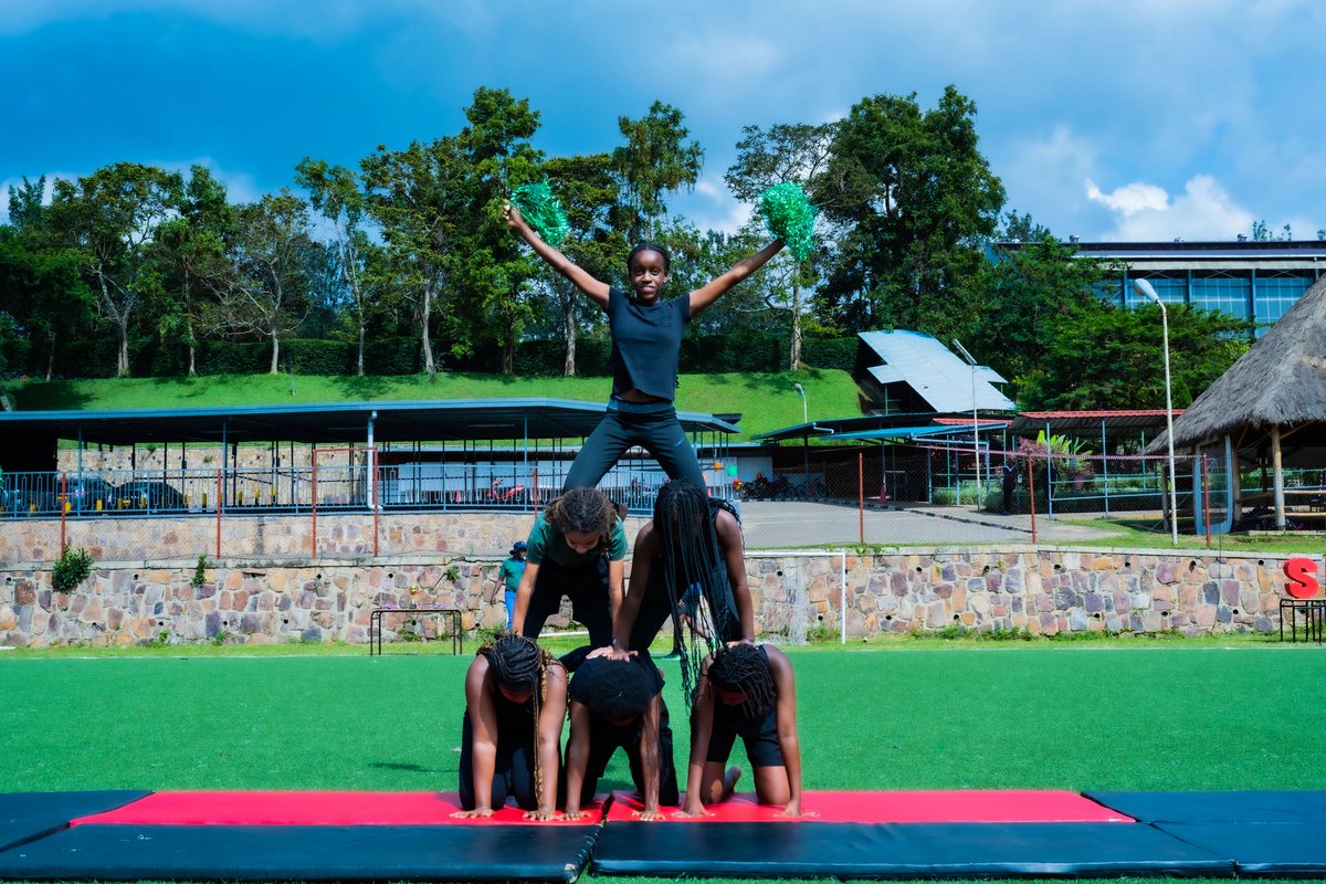 GHA_rwanda's tweet image. Teamwork, determination, and lots of fun!
Sports Day brought out the best in our students! 🏃🏽♀️🤸♀️⚽️
Big thanks to @masaka_farms for sponsoring the event and supporting our Middle School learners.
