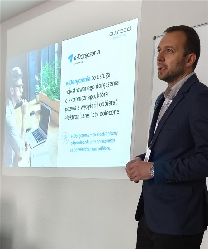 Asseco Data Systems (@assecods) on Twitter photo Za nami MULTIKOM BUSINESS EVENT.
Nasz ekspert, Paweł Wojtaszyk, mówił o roli usług zaufania w cyberbezpieczeństwie. 
Dziękujemy za zaproszenie i inspirujące rozmowy!
#ITmadeinPoland #eDoreczenia #paperless Za nami MULTIKOM BUSINESS EVENT.
Nasz ekspert, Paweł Wojtaszyk, mówił o roli usług zaufania w cyberbezpieczeństwie. 
Dziękujemy za zaproszenie i inspirujące rozmowy!
#ITmadeinPoland #eDoreczenia #paperless