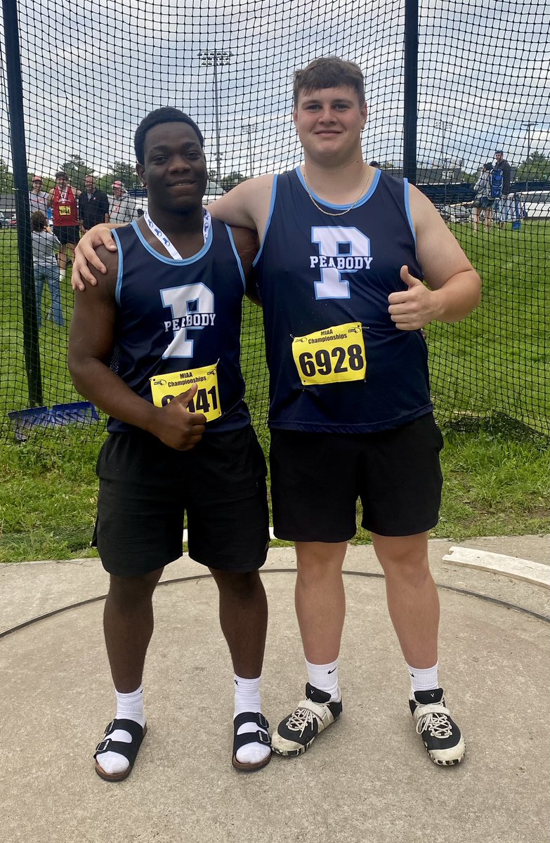 Coach_JaySmith's tweet photo. ๐ฅ MEET RECORD ALERT ๐ฅ
These guys contributed 34 points to @PeabodyTC Boys @MIAA033 D2 #TeamTitle
@Alexjackson9_ ๐ฅ๐ฅbroke a 59 year old shot put record and doubled in discus. @arenofabienn ๐ฅ๐ฅshot and disc was a ๐ฟ
First state track title in 50 years!!!
1/2 https://t.co/MOmuSQQgXZ