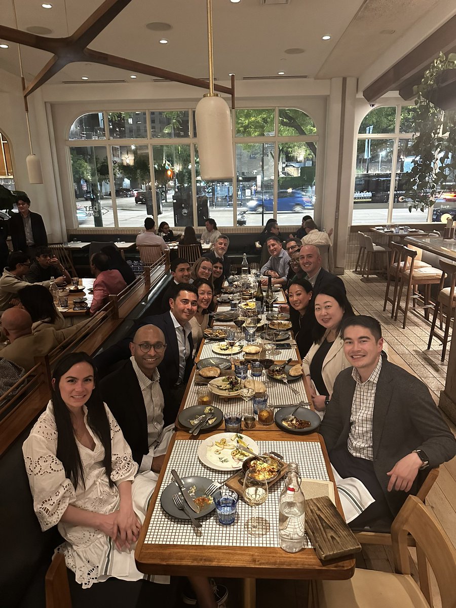 Kimmie Ng, MD, MPH (@kimmiengmd) on Twitter photo No doubt the best GI Onc division on the planet! So grateful to work with brilliant, kind, and visionary colleagues #ASCO25 <a href="/DanaFarber/">Dana-Farber</a> <a href="/DanaFarberNews/">Dana-Farber News</a> <a href="/DFarberYoungCRC/">Dana-Farber's Young-Onset Colorectal Cancer Center</a> <a href="/ASCO/">ASCO</a> No doubt the best GI Onc division on the planet! So grateful to work with brilliant, kind, and visionary colleagues #ASCO25 <a href="/DanaFarber/">Dana-Farber</a> <a href="/DanaFarberNews/">Dana-Farber News</a> <a href="/DFarberYoungCRC/">Dana-Farber's Young-Onset Colorectal Cancer Center</a> <a href="/ASCO/">ASCO</a>