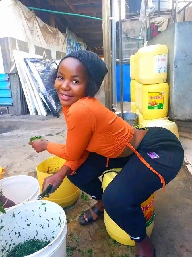 Mama mboga anauza mboga 😋
#Kenya #tanzanialeaks #TrendingNow #Kenyan #samiasuluhudelivers #Trending