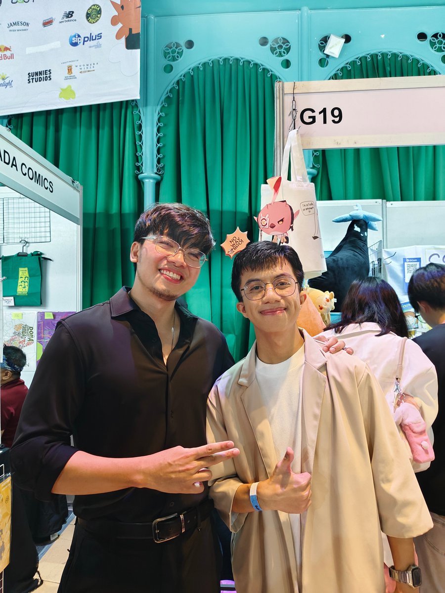 it was really nice meeting you at the &amp;friends festival last weekend <a href="/ajbacar/">Aj Bacar</a> 🥹💙