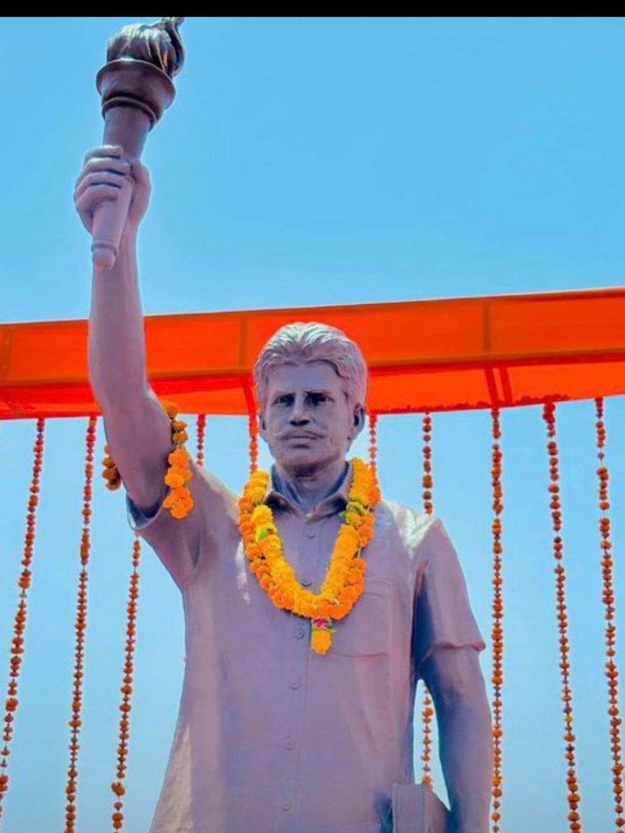 मारवाड़ में सामाजिक जागृति के लिए अग्रणी भूमिका निभाने वाले स्वर्गीय श्री हरलाल जी जाट की पुण्यतिथि पर उन्हें सादर नमन।

उनके अमूल्य योगदान को स्मरण करते हुए हम संकल्प लें कि उनके आदर्शों को जीवित रखेंगे।
जय जवान! जय किसान!