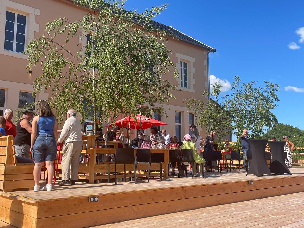 fabien_bazin's tweet photo. À Marigny-l’Église, des #projets qui font rayonner nos territoires !
#Inaugurations de 3 aménagements portés par la commune: une salle des fêtes rénovée,une épicerie associative et un éco-bivouac du Parc du Morvan.
#Bravo à toute l’équipe municipale de Marigny- l’Église! https://t.co/QtifV4BR1S