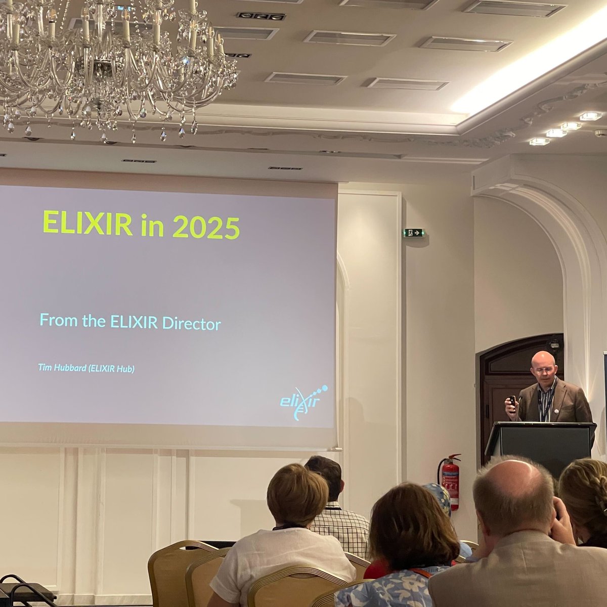 ELIXIREurope's tweet photo. ✨ The 2025 ELIXIR All Hands meeting has started with the opening remarks by ELIXIR Director Tim Hubbard, the introduction of #ELIXIR_GR  by Head of Node, Martin Reczko and opening remarks by Deputy Minister of Development of Greece.
👉 Share your highlights #ELIXIR25! https://t.co/hI2JtsrAi8