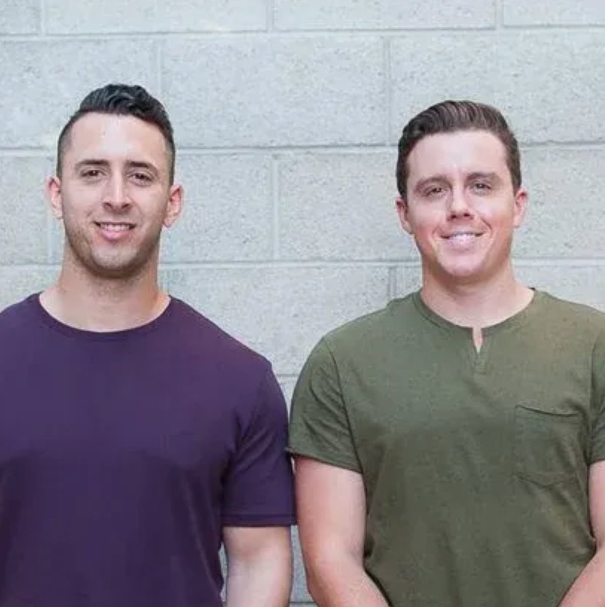 In 2013 these 2 college dropouts were $20k in debt

Then they turned a $200k Kickstarter campaign into a $300 million dollar brand in only 5 years

Here’s the wild story of MVMT 👇